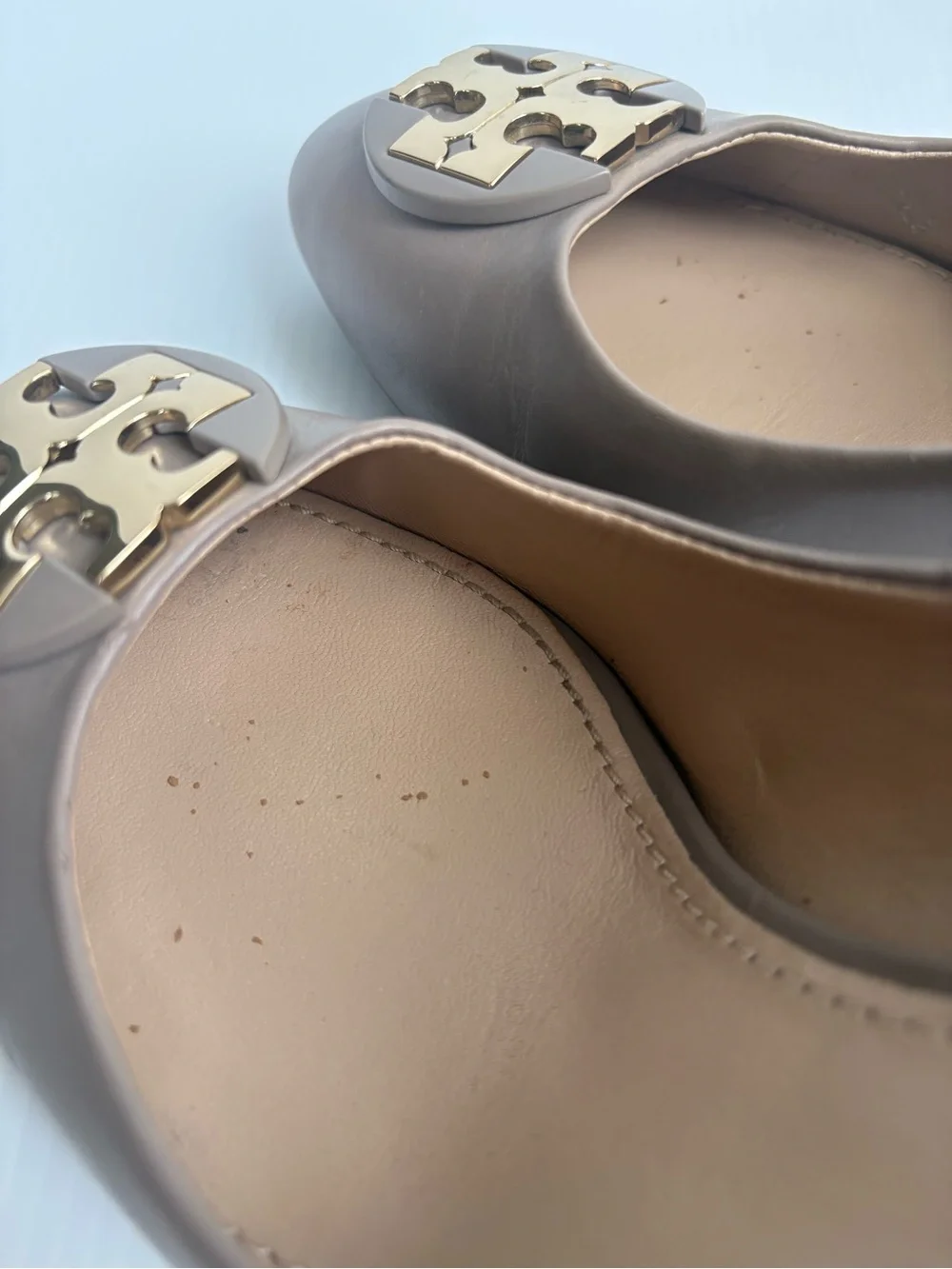 Tory Burch Luna 85mm Taupe Wedges Shoes Pumps Size 8 EUC